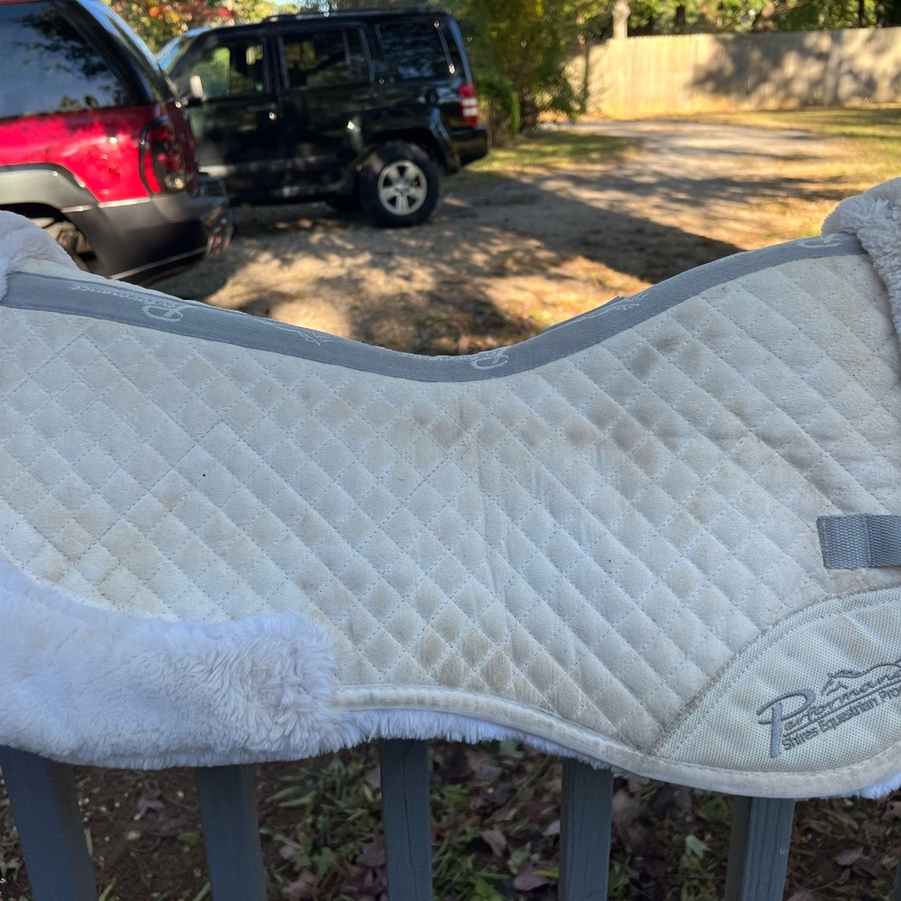 Professionals Choice half pad